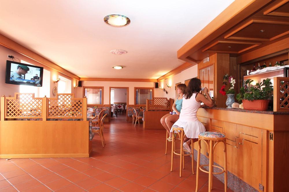 Hotel Garni Villanova Molveno Dış mekan fotoğraf